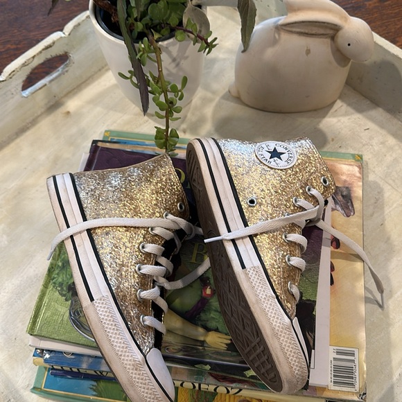 Converse Chuck Taylor All ⭐️ Star Glitter• High Top Sneakers “GOLD “. - Picture 2 of 4
